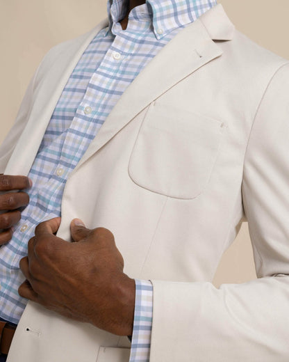 Lightweight Blazer with Cooling Technology