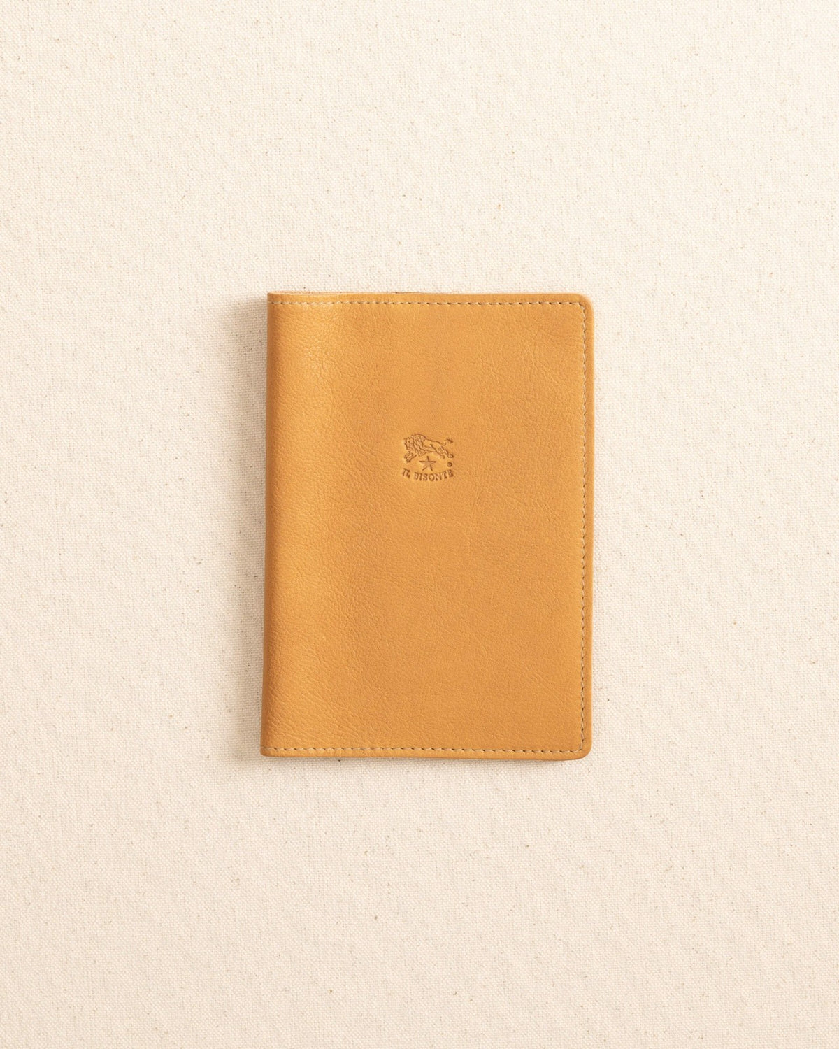 Il Bisonte Passport Case