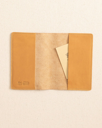 Il Bisonte Passport Case