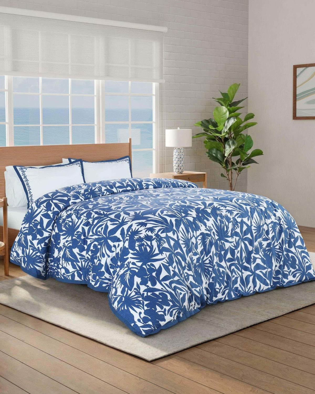 Blossom Isle Comforter Set
