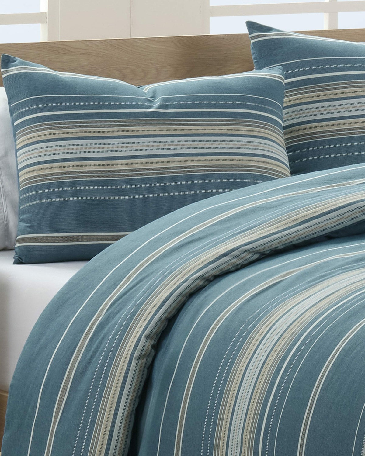 Southern Tide Camden Comforter Set